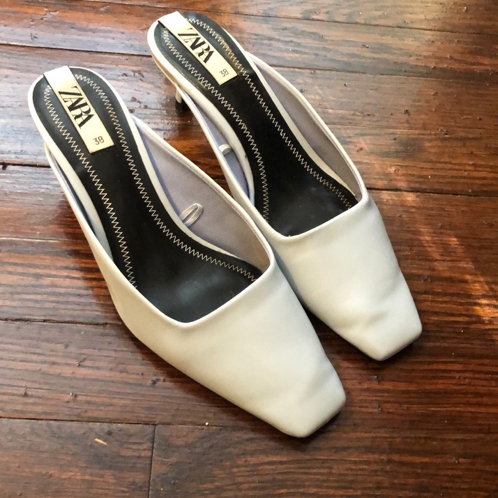 Zara kitten heel